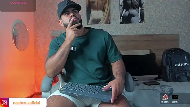 noah crux online show from 10, 10, 2025