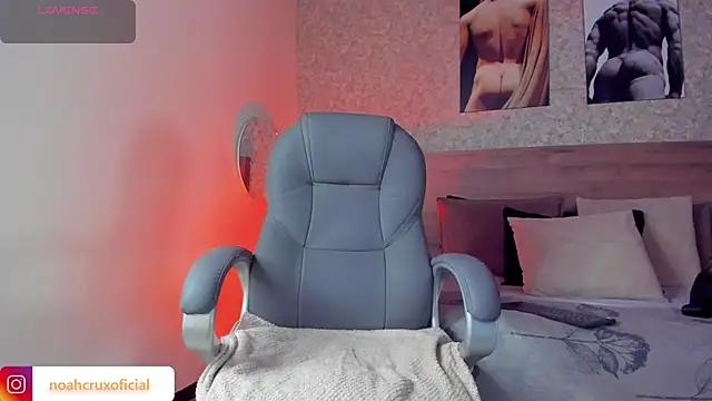 noah crux online show from 18, 10, 2025