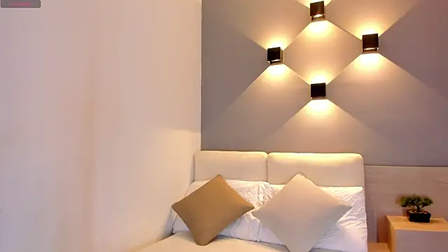 Snapshot of ellamontoya chatting on 30, 10, 2025 ellamontoya online show from 30, 10, 2025