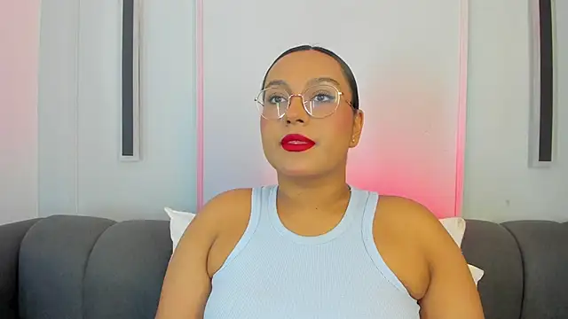 Snapshot of ellamontoya chatting on 25, 11, 2025 ellamontoya online show from 25, 11, 2025