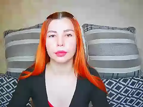 Snapshot of ElllaNuar chatting on 15, 10, 2025 ElllaNuar online show from 15, 10, 2025