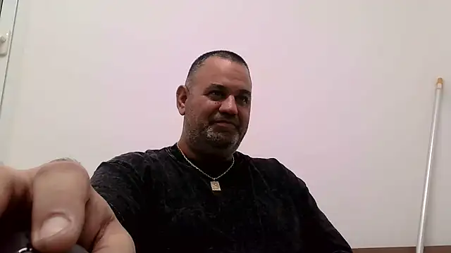 Snapshot of your_man85 chatting on 27, 1, 2025 your man85 online show from 27, 1, 2025