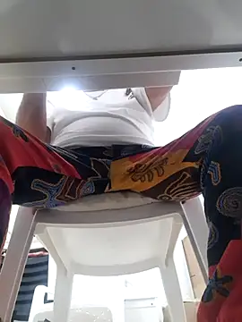 Snapshot of your_man85 chatting on 17, 2, 2026 your man85 online show from 17, 2, 2026