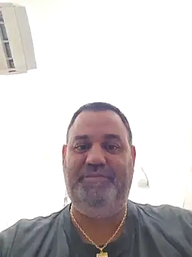 Snapshot of your_man85 chatting on 16, 12, 2025 your man85 online show from 16, 12, 2025