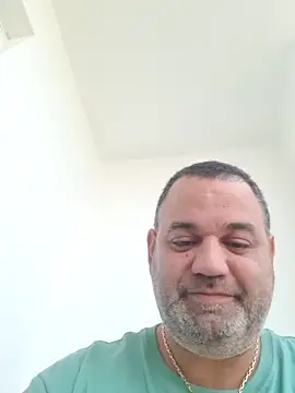 Snapshot of your_man85 chatting on 16, 2, 2025 your man85 online show from 16, 2, 2025