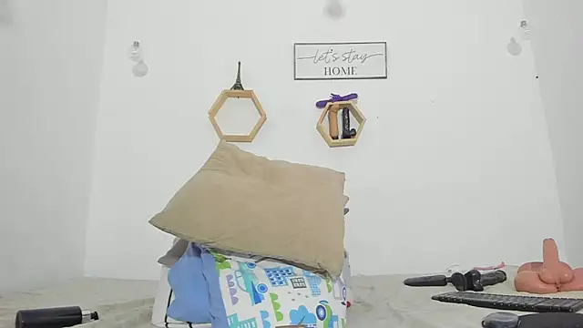 clarise cooper online show from 7, 10, 2025