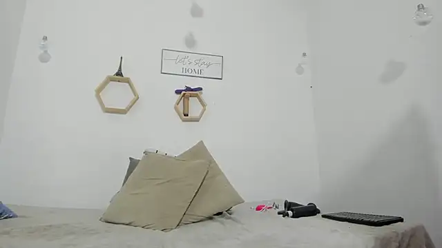 clarise cooper online show from 2, 10, 2025