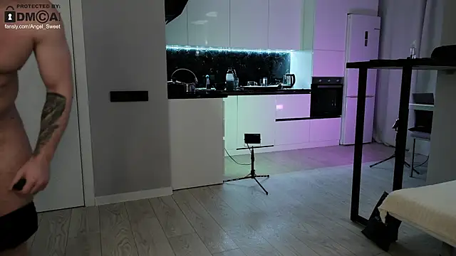 sweettooth21 online show from 2, 10, 2025