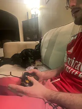 EE123458 online show from 19, 9, 2025