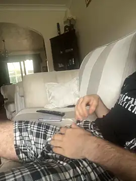 EE123458 online show from 3, 10, 2025