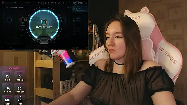 Snapshot of MoonlishSiren chatting on 3, 3, 2026 MoonlishSiren online show from 3, 3, 2026