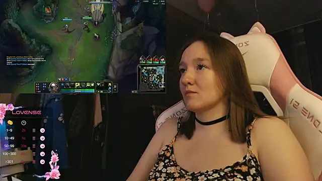 Snapshot of MoonlishSiren chatting on 12, 1, 2026 MoonlishSiren online show from 12, 1, 2026