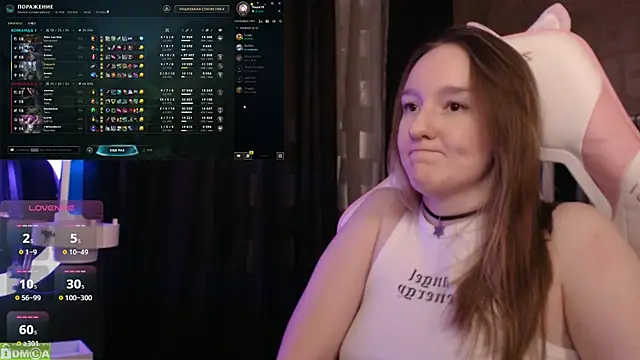 Snapshot of MoonlishSiren chatting on 1, 3, 2025 MoonlishSiren online show from 1, 3, 2025