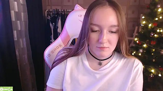 Snapshot of MoonlishSiren chatting on 31, 1, 2025 MoonlishSiren online show from 31, 1, 2025