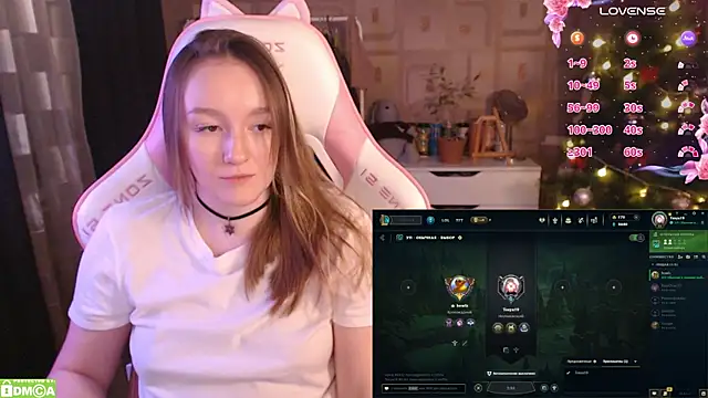 Snapshot of MoonlishSiren chatting on 31, 1, 2025 MoonlishSiren online show from 31, 1, 2025