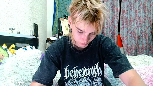 Sophie Bell online show from 25, 5, 2026