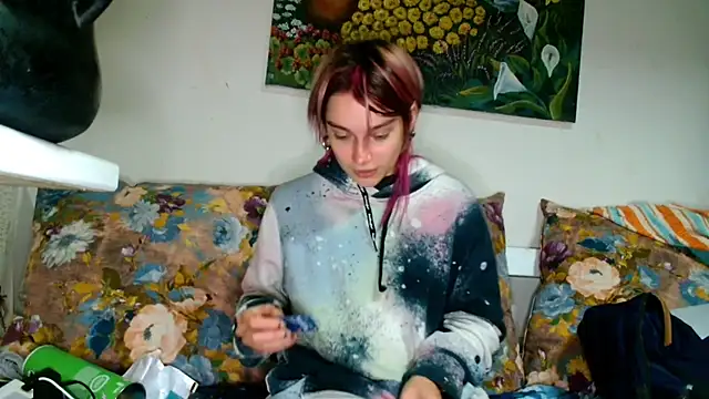 Sophie Bell online show from 3, 10, 2025