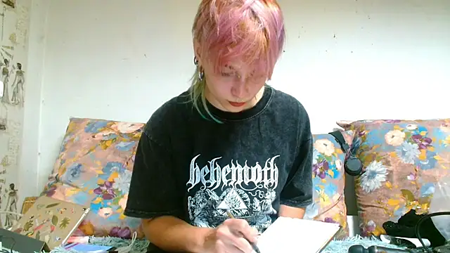 Sophie Bell online show from 13, 6, 2026