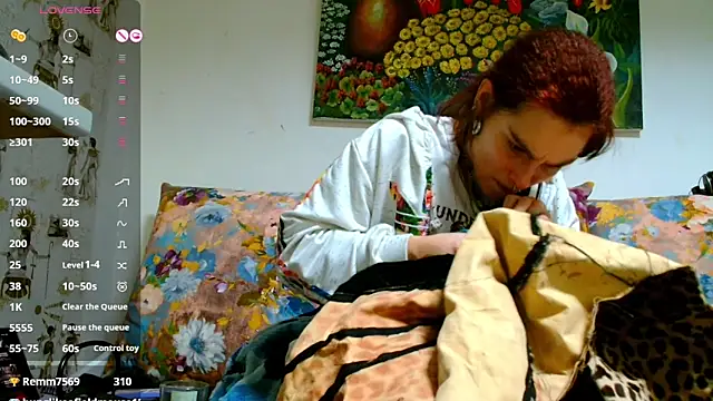 Sophie Bell online show from 2, 2, 2025