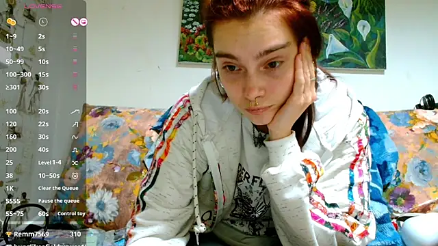 Sophie Bell online show from 1, 2, 2025