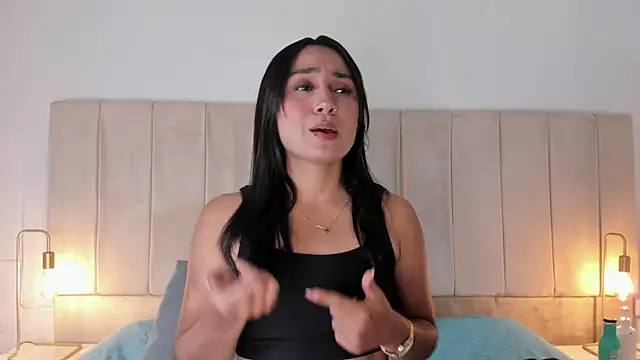 lia sofiia online show from 19, 9, 2025