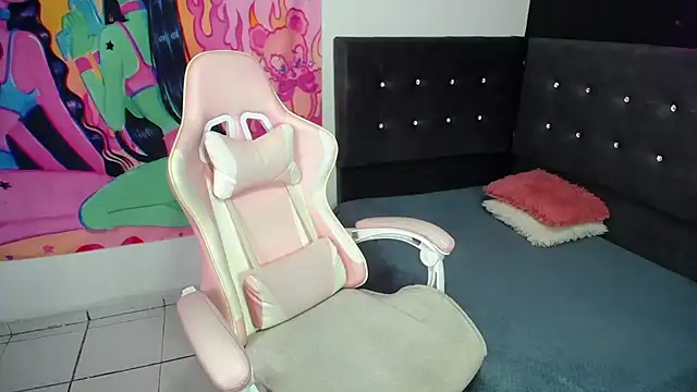 princess foxxxy online show from 18, 1, 2025