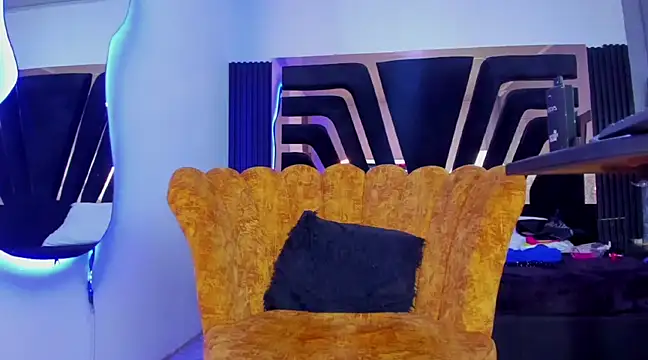 licyEvans online show from 19, 2, 2025