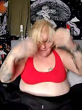 Trans Girl next door420 online show from 18, 2, 2026