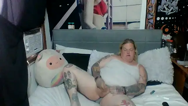 Trans Girl next door420 online show from 2, 7, 2026