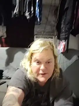 Trans Girl next door420 online show from 14, 6, 2026