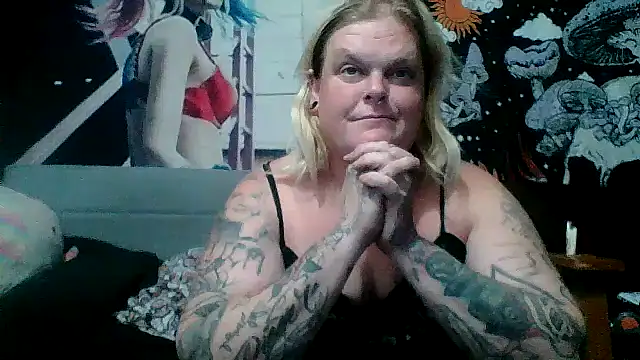 Trans Girl next door420 online show from 5, 7, 2026