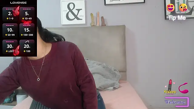 Snapshot of SophiaMeyerst chatting on 30, 6, 2026 SophiaMeyerst online show from 30, 6, 2026