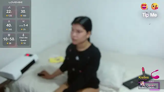 SophiaMeyerst online show from 8, 4, 2026