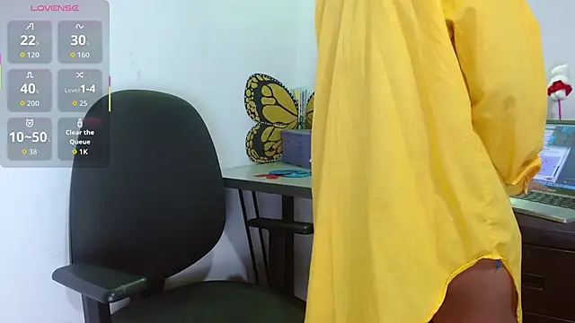 SophiaMeyerst online show from 23, 10, 2025