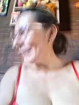 Mia-funny20 online show from 9, 10, 2025