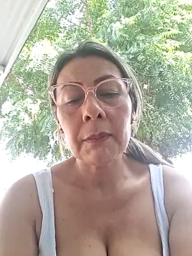 Mia-funny20 online show from 4, 12, 2025