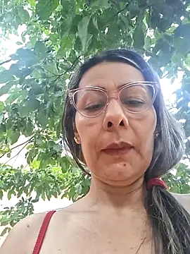 Snapshot of Mia-funny20 chatting on 22, 6, 2026 Mia-funny20 online show from 22, 6, 2026