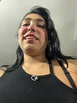 Snapshot of emma__cute__ chatting on 8, 11, 2025 emma cute online show from 8, 11, 2025