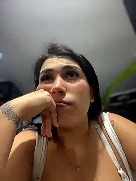 emma  cute   online show from 25, 3, 2026