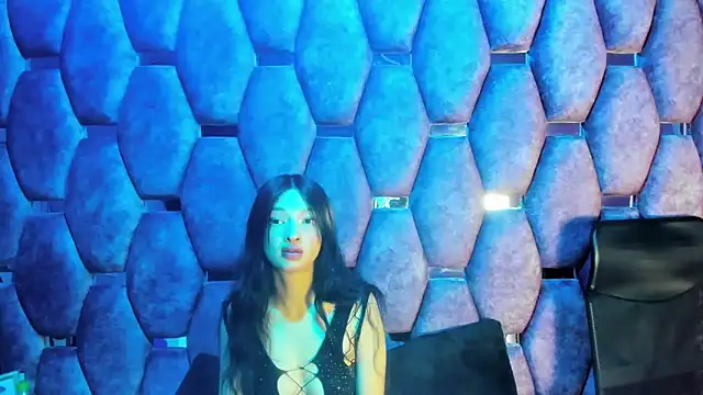 Aurora 18 online show from 14, 10, 2025