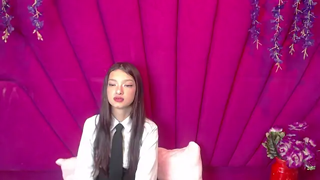 Aurora 18 online show from 8, 4, 2026