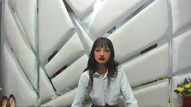 Aurora 18 online show from 23, 2, 2025