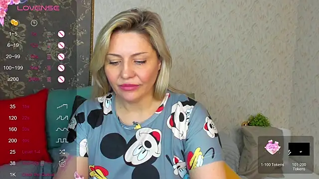 Snapshot of fucking_punishment chatting on 18, 1, 2025 fucking punishment online show from 18, 1, 2025