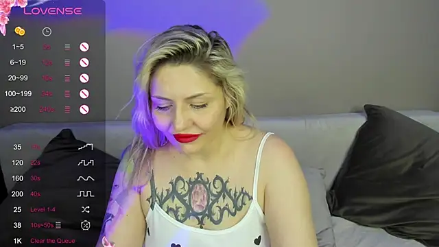 Snapshot of fucking_punishment chatting on 9, 2, 2025 fucking punishment online show from 9, 2, 2025