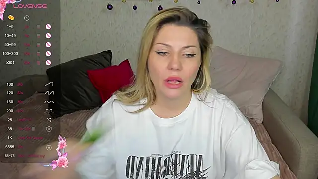 Snapshot of fucking_punishment chatting on 13, 12, 2024 fucking punishment online show from 13, 12, 2024