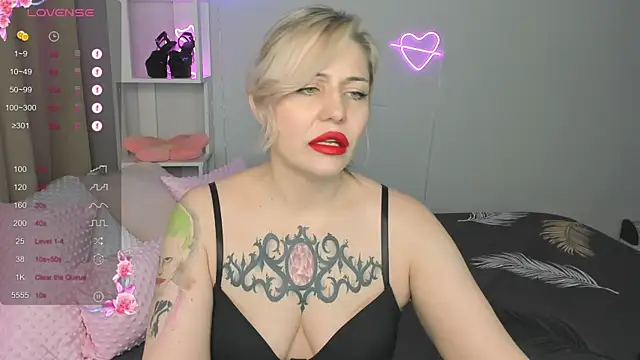 Snapshot of fucking_punishment chatting on 22, 10, 2025 fucking punishment online show from 22, 10, 2025