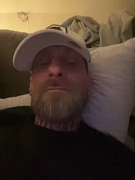 Bro4bro0040 online show from 12, 4, 2026