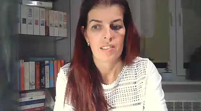 Snapshot of SophieLux82 chatting on 2, 12, 2024 SophieLux82 online show from 2, 12, 2024