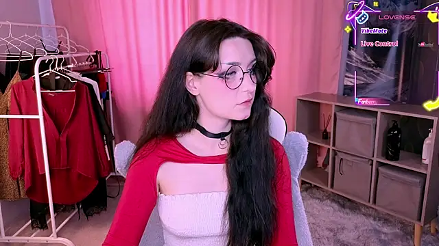 Molly Sunshine online show from 8, 10, 2025