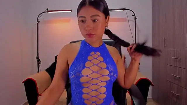 cloy baby   online show from 25, 5, 2026